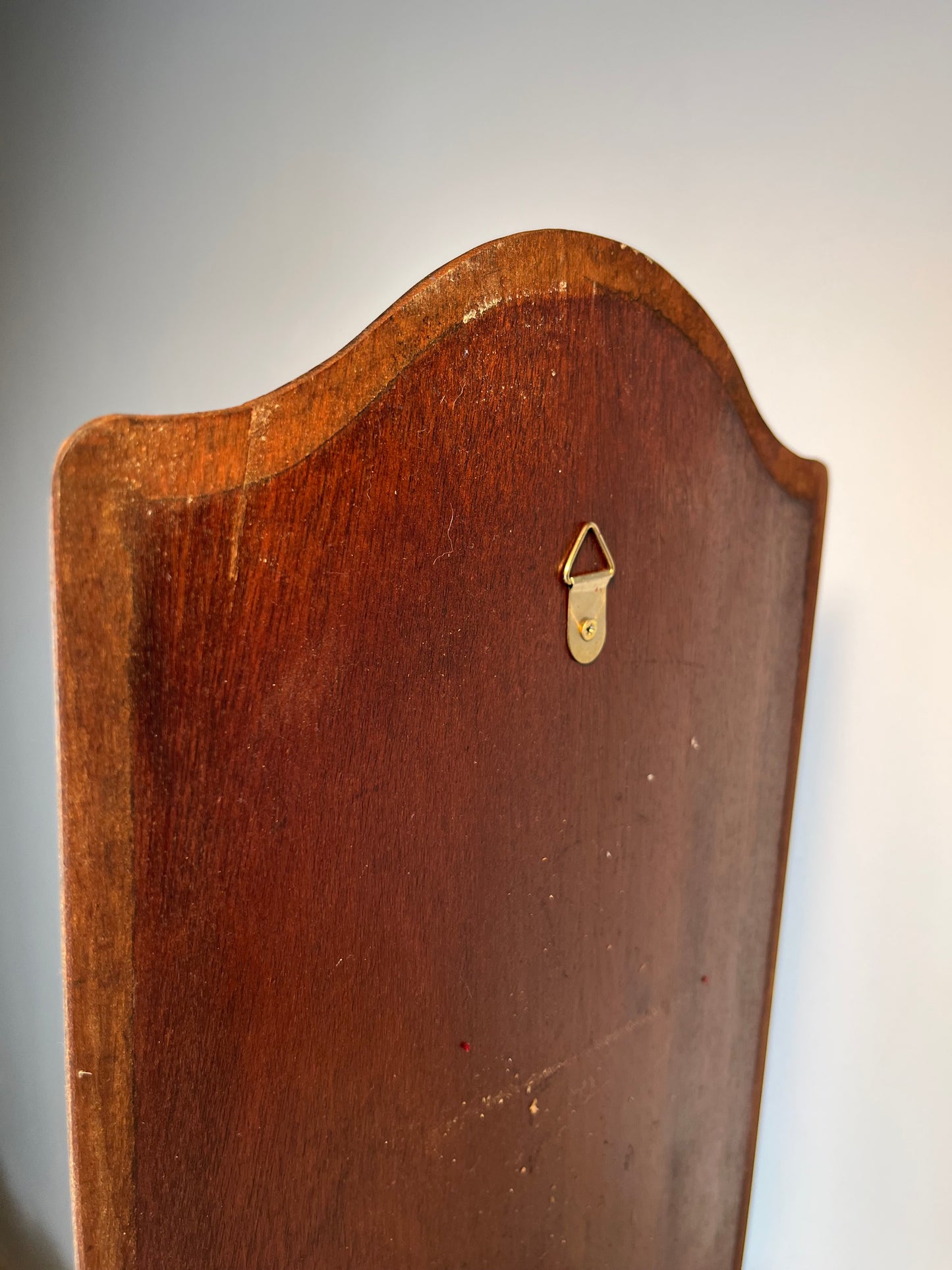 Árvore de Natal Única: A Beleza do Upcycling com História